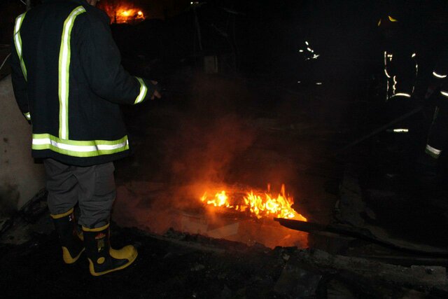 آتش سوزی در بازار تاریخی ارومیه صدمه جانی نداشته است