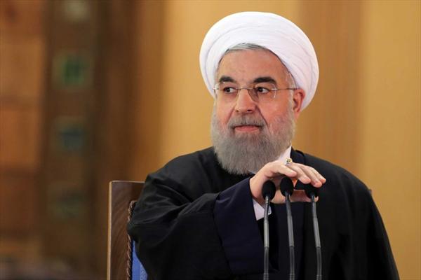 روحانی باید مالیاتها را زیاد و یارانه ها را قطع کند