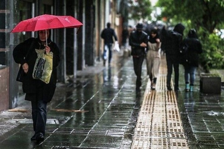 رگبار، رعدوبرق و وزش باد شدید در تهران و ۱۱ استان کشور