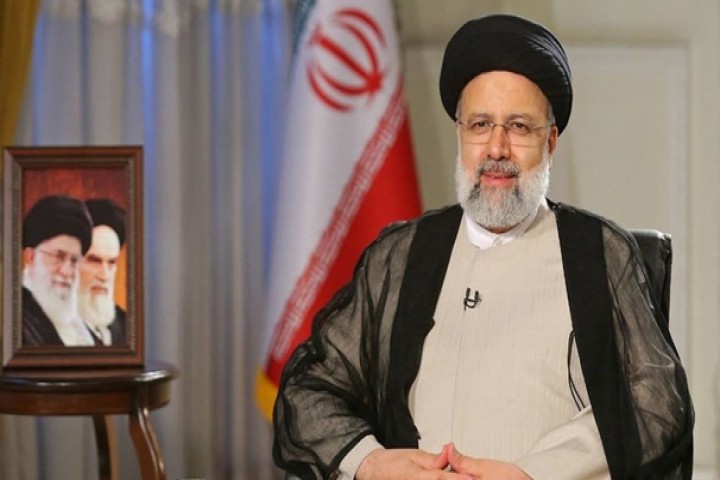 هشتمین رئیس جمهور ایران فردا سوگند یاد می‌کند