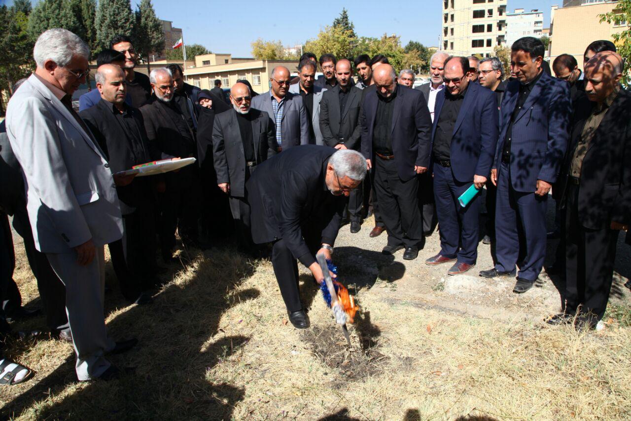 کلنگ نخستین مدرسه اتیسم آذربایجان غربی در ارومیه به زمین زده شد+تصاویر