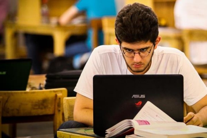 دانشجویان آذربایجان غربی خسته از آموزش مجازی