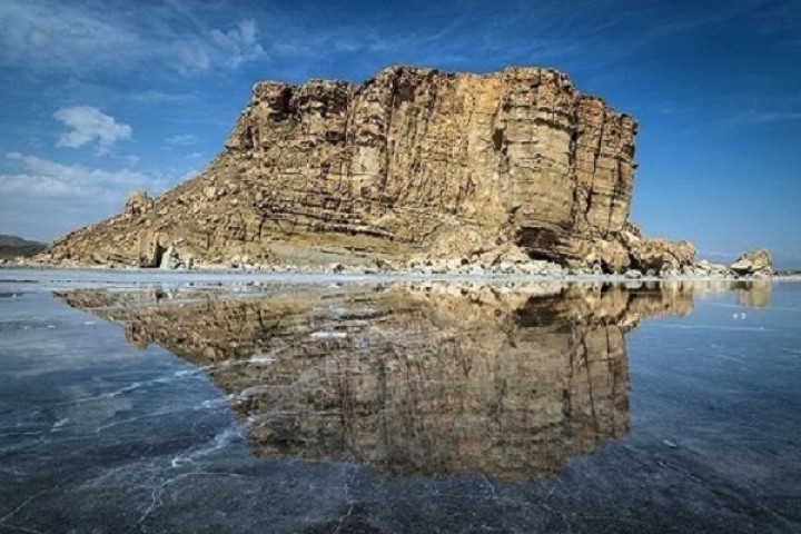 تثبیت حال خوش دریاچه ارومیه با تکمیل پروژه‌های آبرسانی