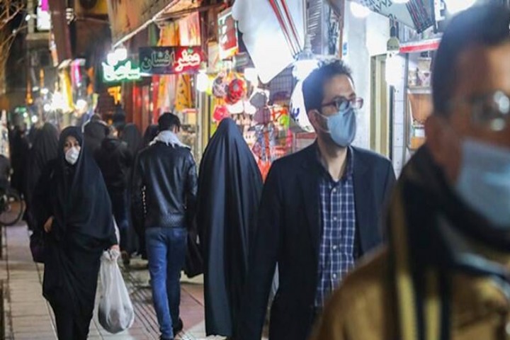 زنگ خطر کرونای انگلیسی در هیاهوی بازار شب عید ارومیه