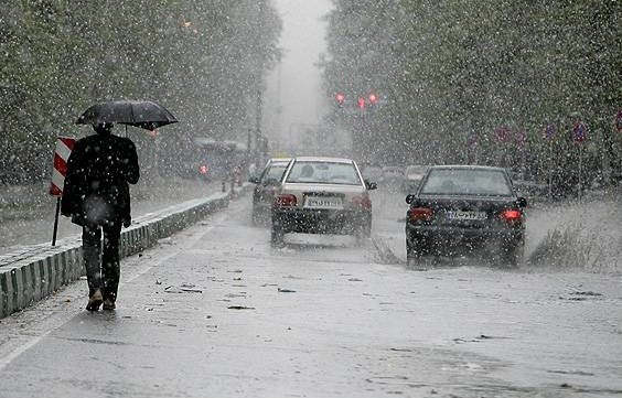 ورود سامانه بارشی به آذربایجان غربی از روز دوشنبه/بارش‌ها به صورت باران و برف خواهد بود