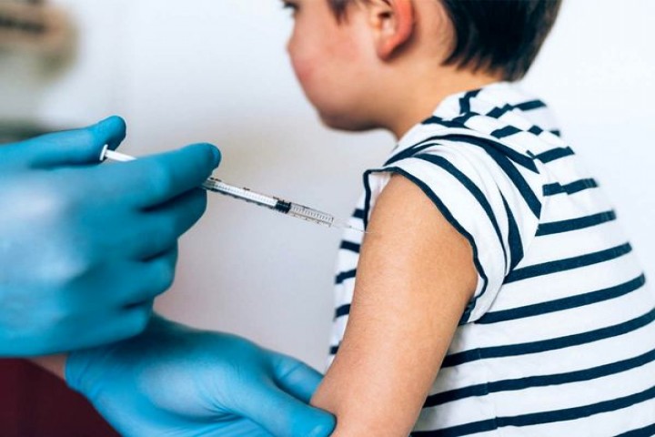 والدین نگرانی در تزریق واکسن کرونا به فرزندانشان نداشته باشند