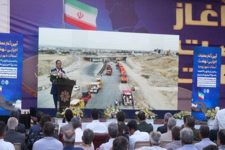 ارومیه باید در قالب یک کلانشهر بدرخشد
