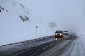 بی‌توجهی مسئولین مربوطه نسبت به برف‌روبی و نمک‌پاشی جاده شهید کلانتری ارومیه