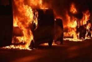 23 خودرو در استانبول به آتش كشیده شد