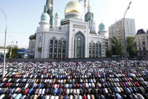 مسلمانان در روسیه 21 ساعت در روز , روزه میگیرند!