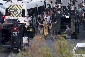 بازداشت 6 هزار نفر بعد از کودتای ترکیه / حمایت اردوغان از بازگشت اعدام
