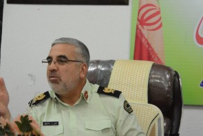 نیروی انتظامی هم اکنون به عنوان خاکریز مقابله با قاچاق فعالیت می کند/در 3 روز اول ماه رمضان 50 نفر دستگیر شده اند