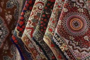 شهرستان های تکاب و خوی مهم ترین قطب های تولید فرش استان
