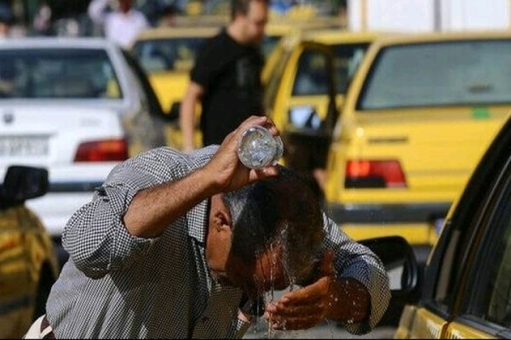 موج گرمای شدید در آذربایجان غربی ادامه دارد