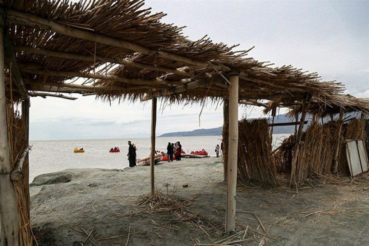 ساماندهی سواحل دریاچه ارومیه؛ عاملی برای توسعه صنعت گردشگری در استان
