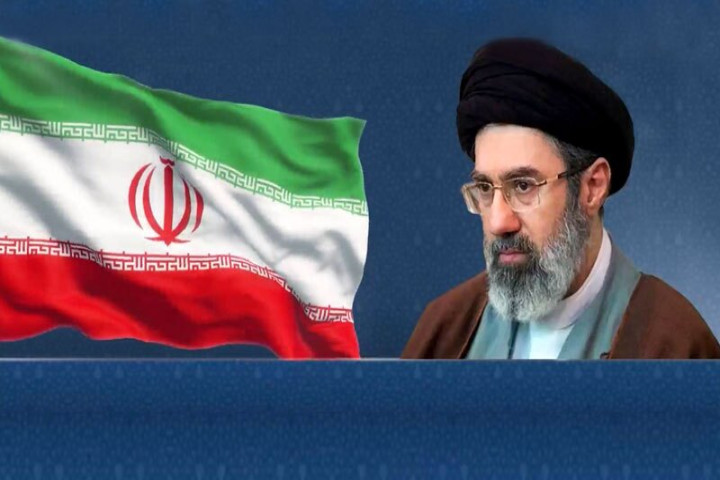 پاسدار ریشه‌های هویت ملی و زبان مادری و پرچم مقدس باشید