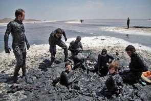 احیای ظرفیتهای درمانی دریاچه ارومیه ضرورتی که مغفول مانده است احیای ظرفیتهای درمانی دریاچه ارومیه ضرورتی که مغفول مانده است