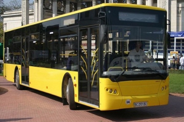 کمبود اتوبوس عمومی در برخی از مناطق شهر ارومیه